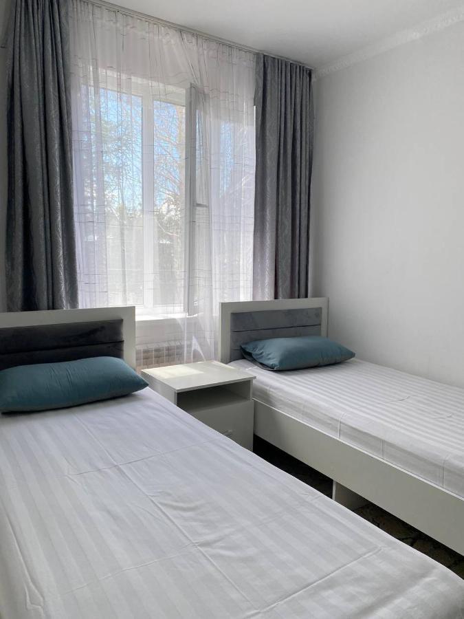 Bed and Breakfast Karakol-Guest Zewnętrze zdjęcie